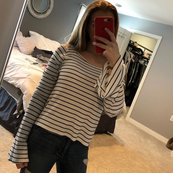 Top - Picture 2 of 2